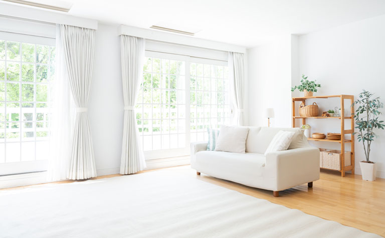 リビングを飾る