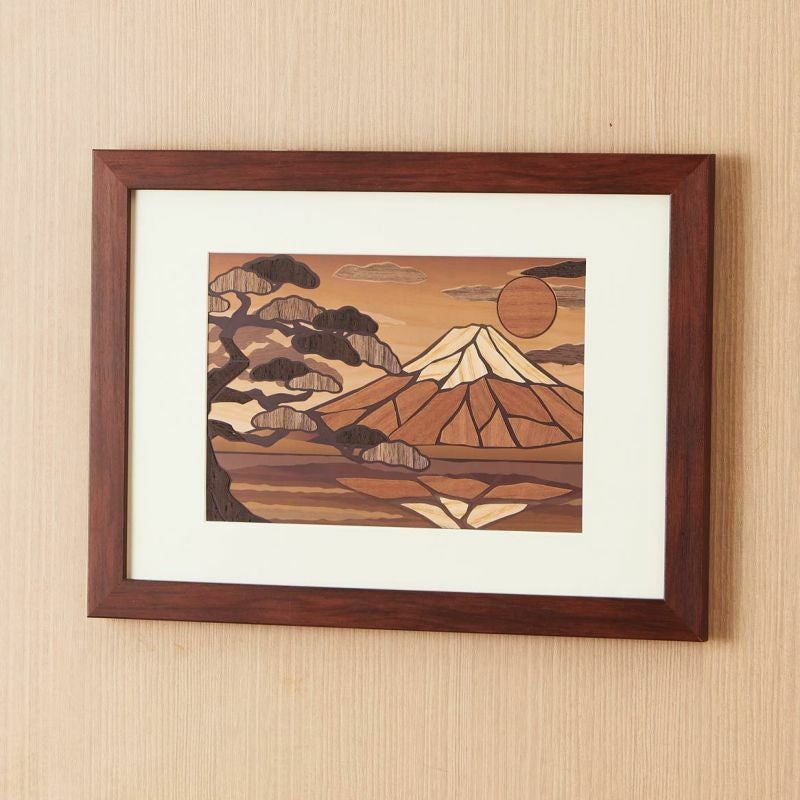 天然木のさくらあーと・富士山と松｜株式会社さくらほりきり