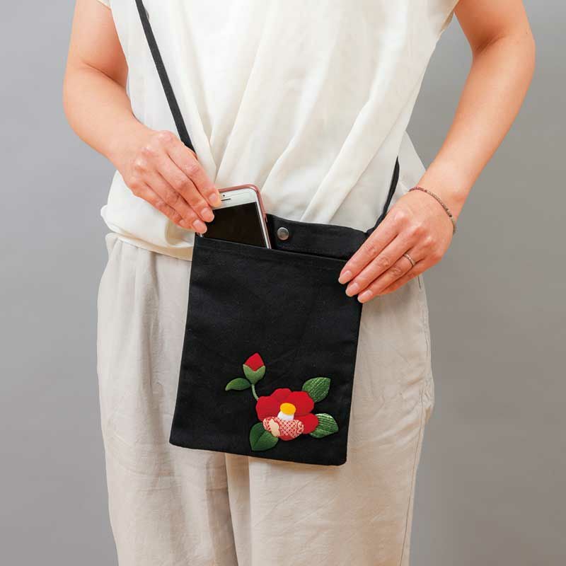 押絵ショルダーバッグ・Ａ（ブラック）