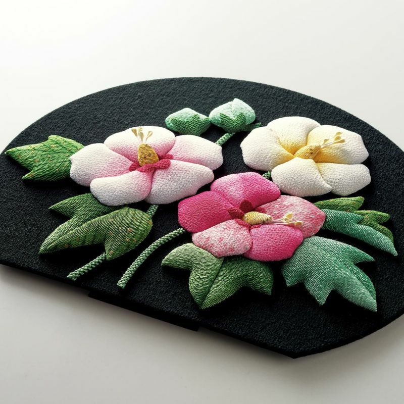 花台レア物落款いり根来塗　巻絹型卓 押絵飾り・花歳時記（芙蓉）｜株式会社さくらほりきり
