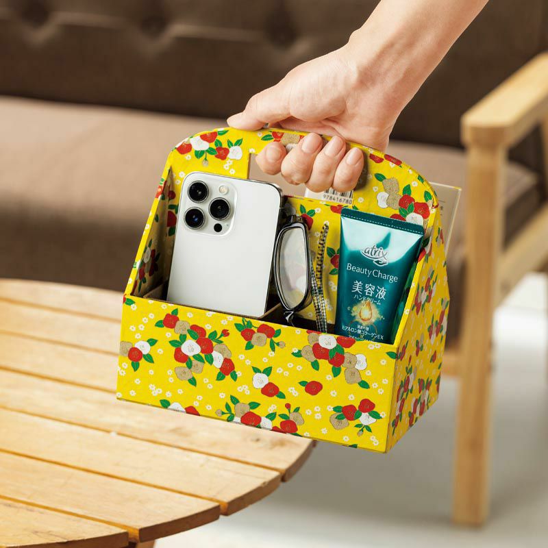 持ち手付きなので収納したものをそのまま持ち運ぶことができます