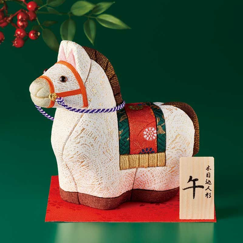 木目込み人形・春光祝うま（金襴）｜株式会社さくらほりきり