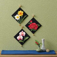 冬の鮮やかなお花でお部屋を彩りませんか