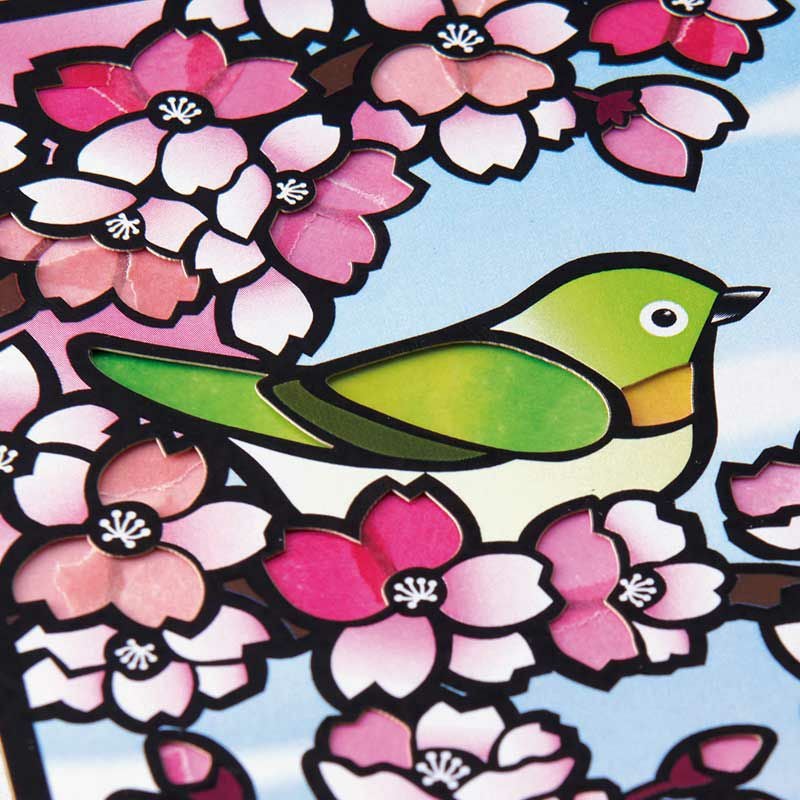 重ねて貼ると濃淡や色合いが変わります