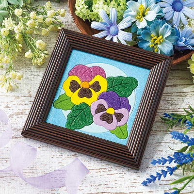 別売りの額に入れると高級感が出て、作品が引き立ちます。