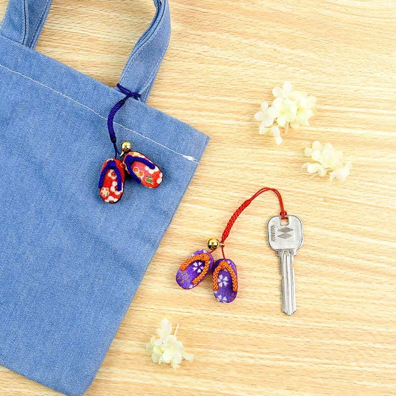 カバンや鍵につけて一緒におでかけ♪