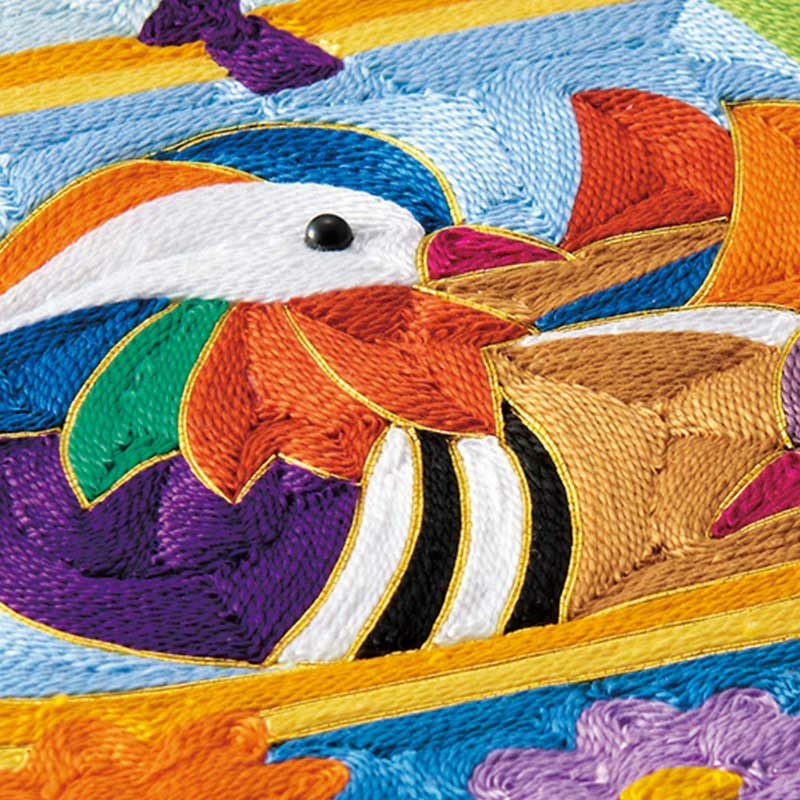 彩り鮮やかなおしどり