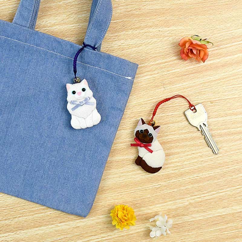 カバンや鍵につけて一緒におでかけ♪