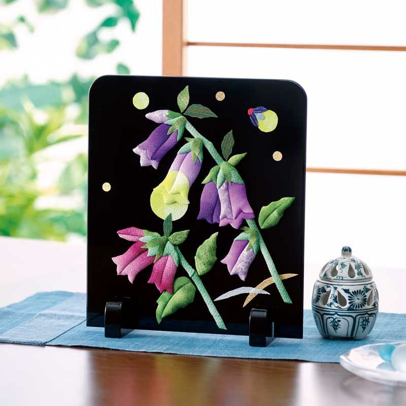 幻想的な初夏の風物詩をお部屋に飾って楽しみませんか？