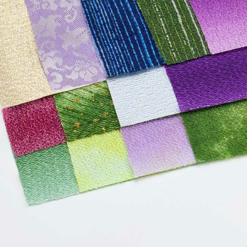 上質な国産ちりめん布をはじめとする13種類の布で作ります