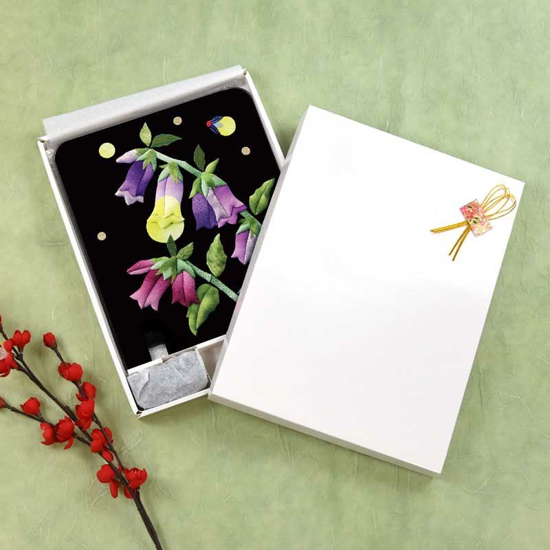 衝立を入れる化粧箱付き