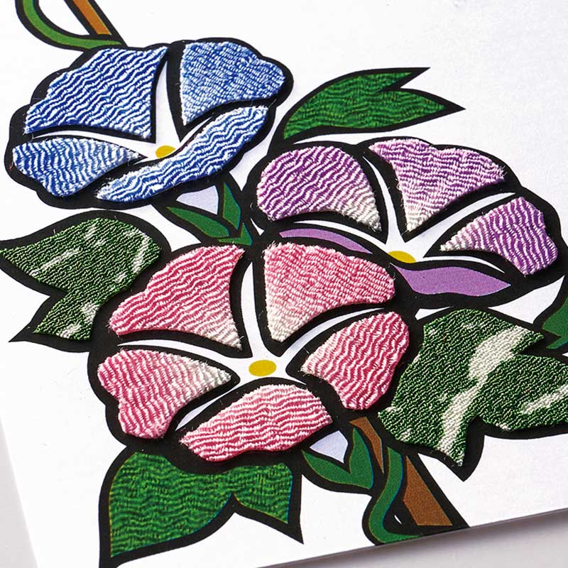 国産ちりめん布の美しい質感を楽しめます