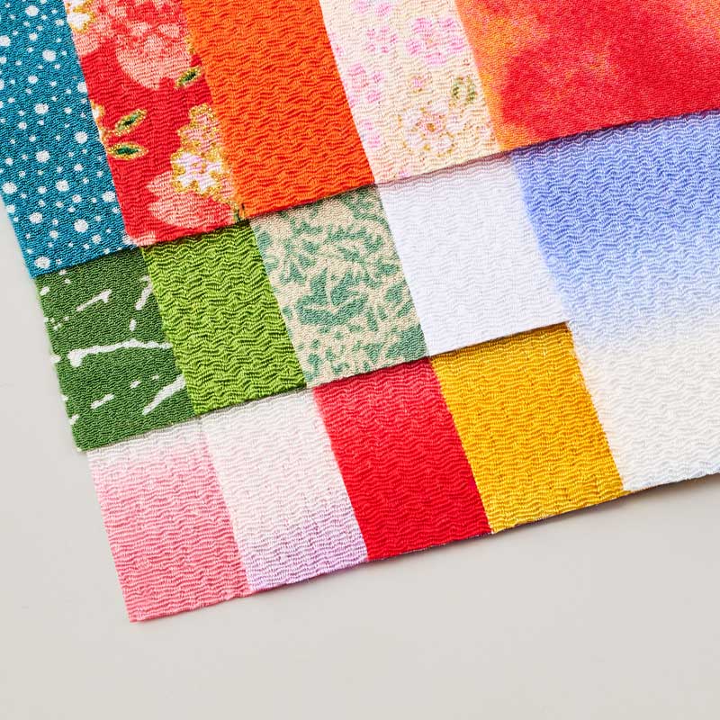 14種類の国産ちりめん布を使って作ります