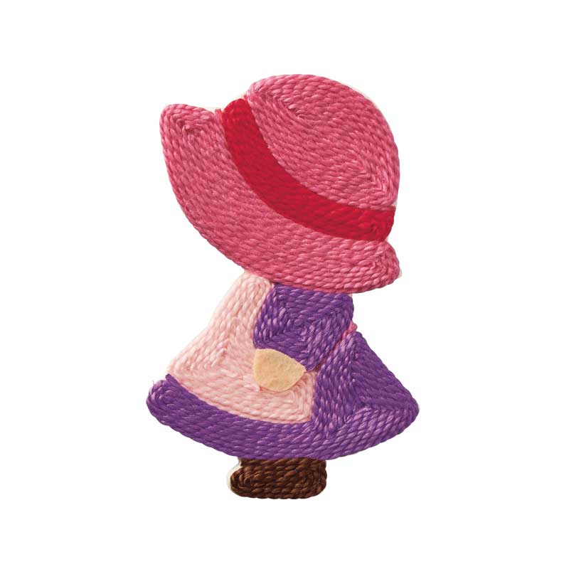 パープルのお洋服に、ピンクのボンネットが上品なスーちゃん