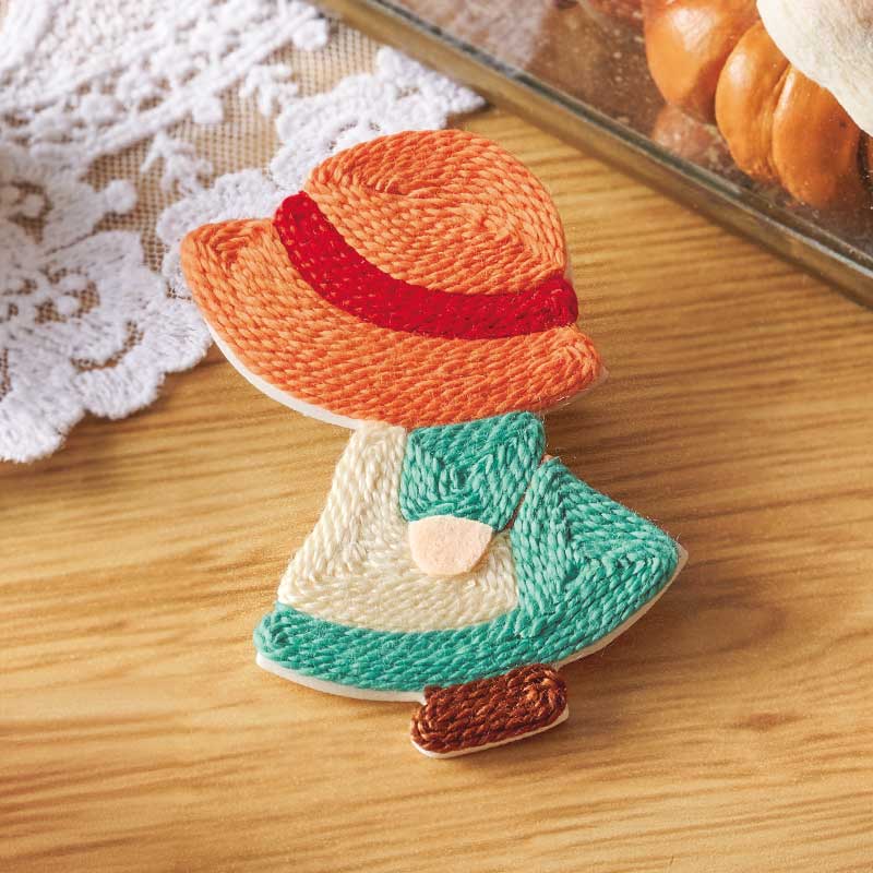 小さいながら、刺繍糸の光沢感が美しい仕上がり