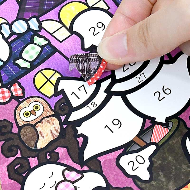 下絵は特殊加工されているので、剥がして貼り直すことができます