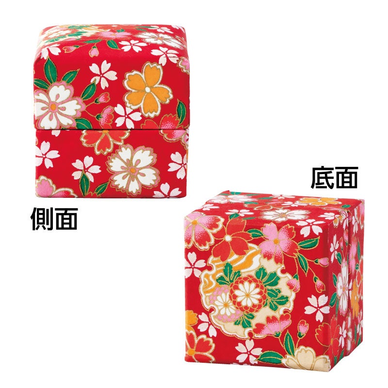 小箱全体を華やかな友禅和紙で包みます